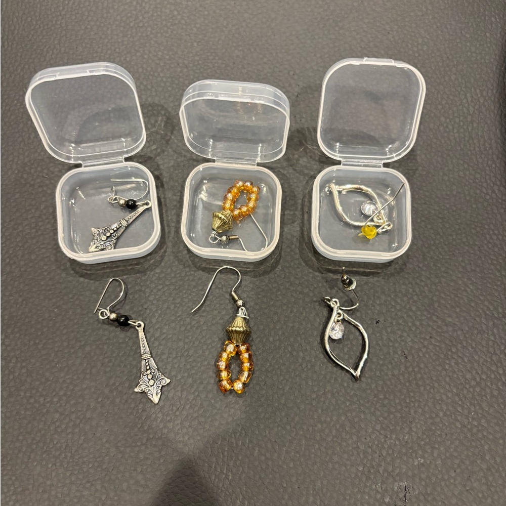 Elegant Silver and Gold Women's Earrings Set